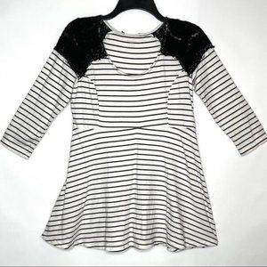 Motherhood Maternity Stripe & Lace Maternity Top M